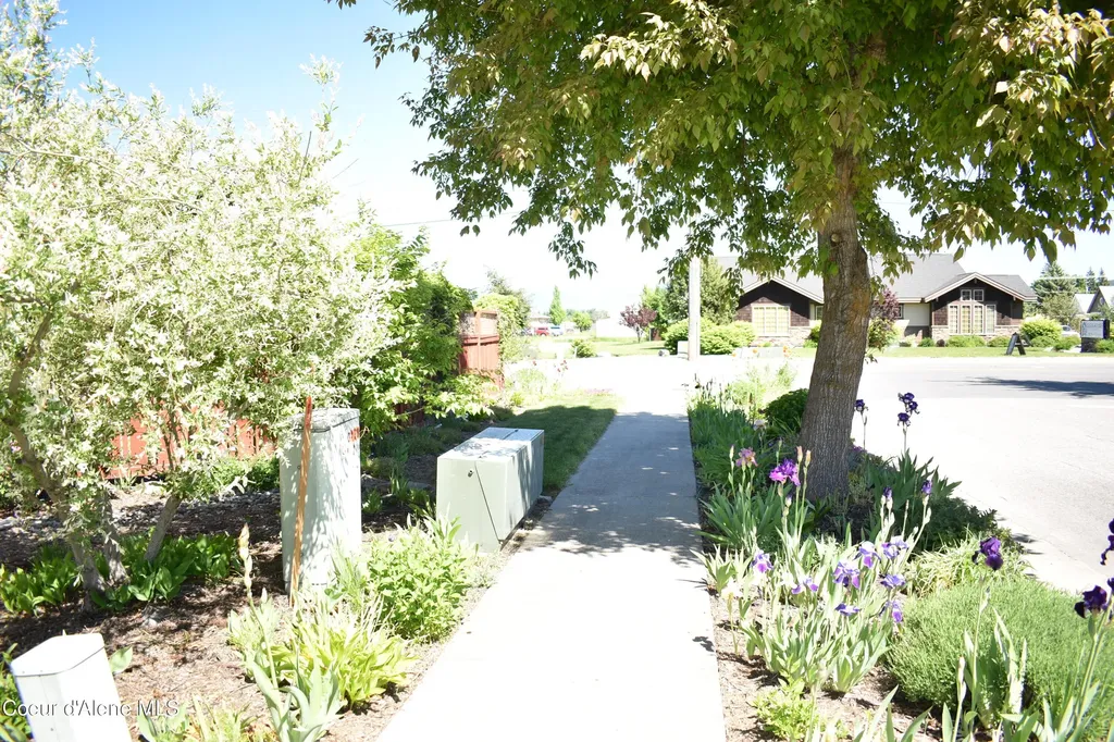 Walnut Street Sandpoint ID 83864