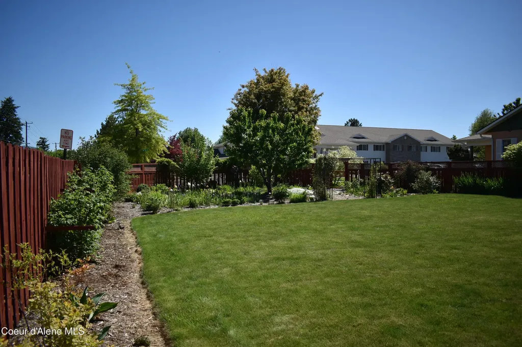 Walnut Street Sandpoint ID 83864