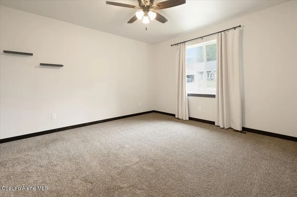 302 Rio Vista Street Osburn ID 83849