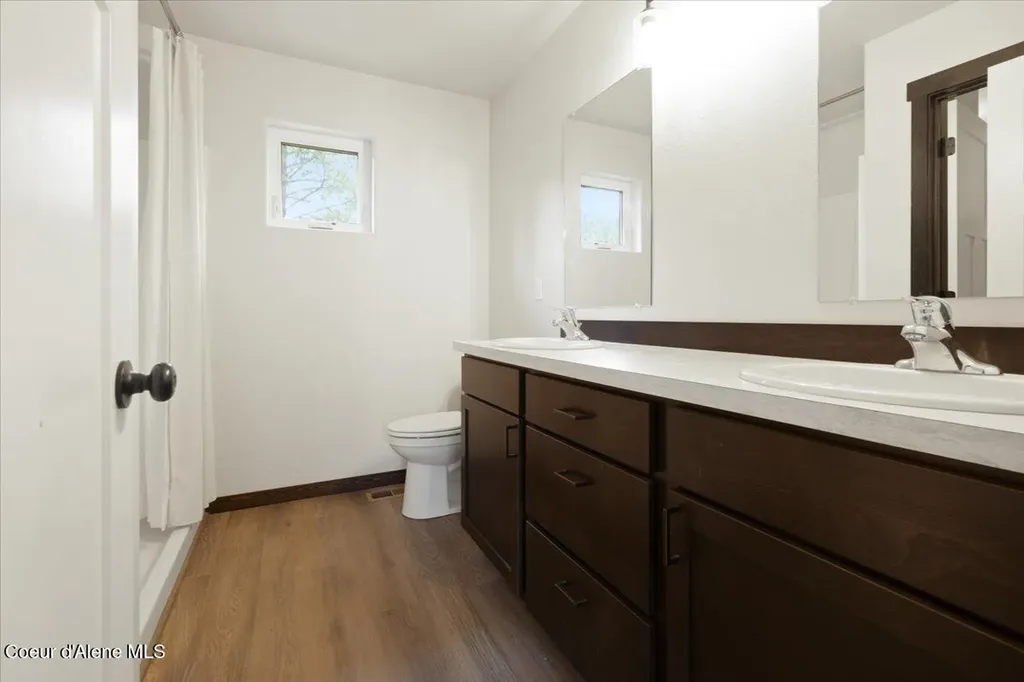 302 Rio Vista Street Osburn ID 83849