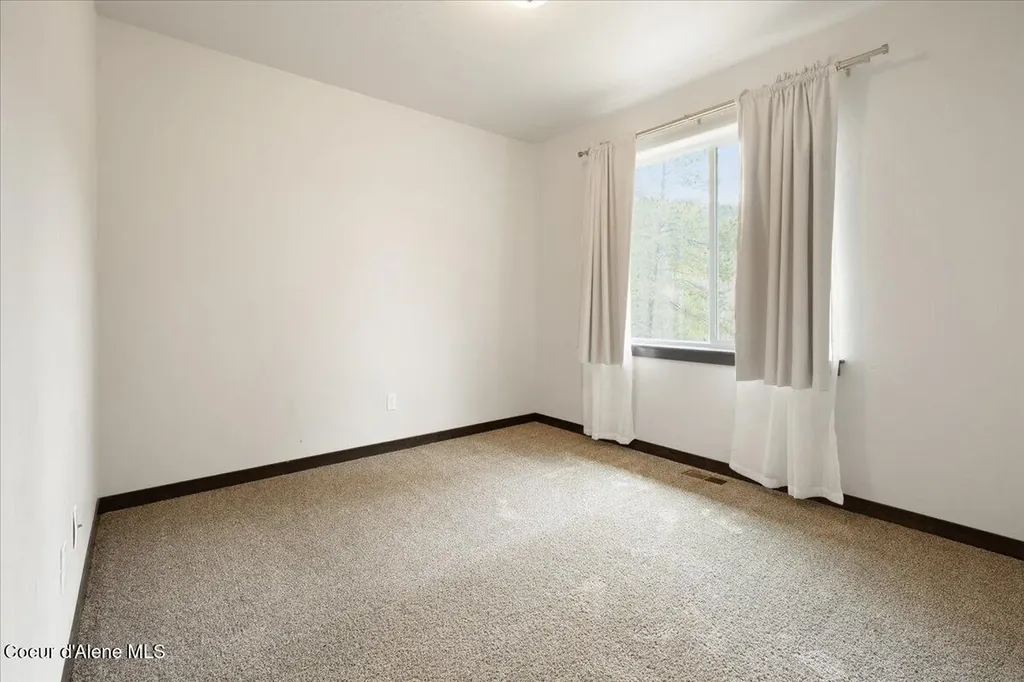 302 Rio Vista Street Osburn ID 83849