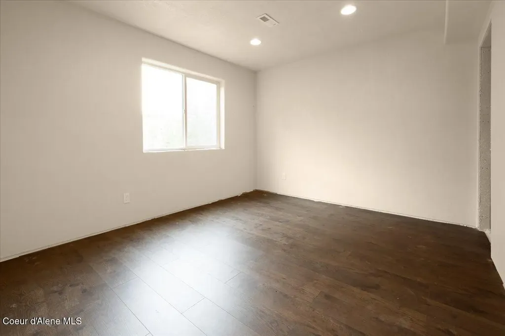 302 Rio Vista Street Osburn ID 83849