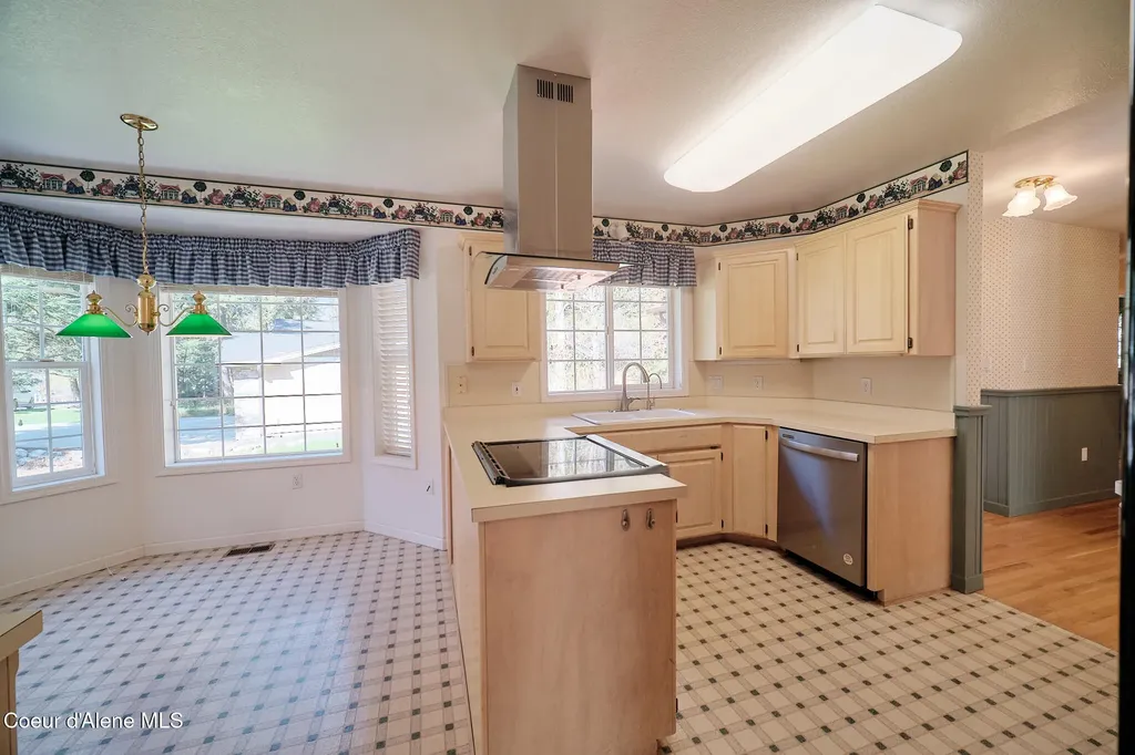 2753 E Point Hayden Drive Hayden ID 83835