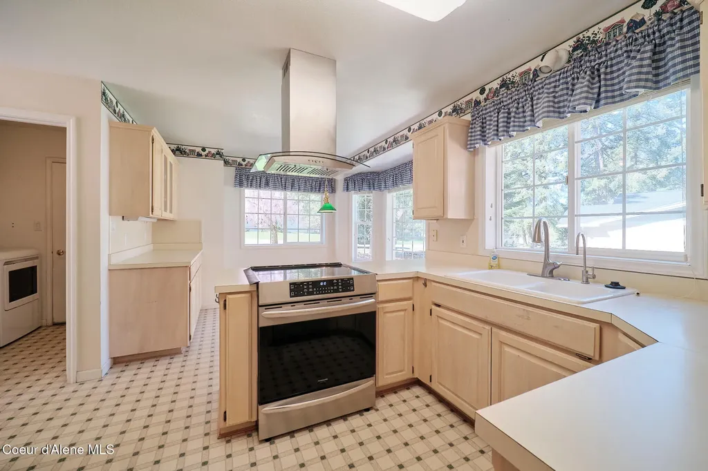 2753 E Point Hayden Drive Hayden ID 83835