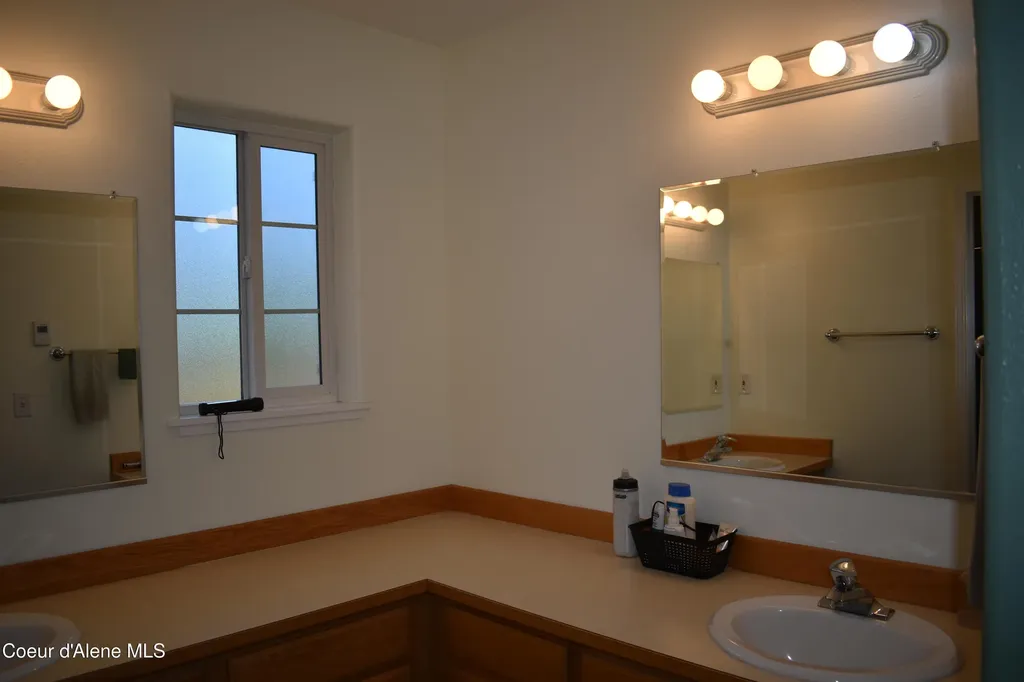1406 Walnut Street Sandpoint ID 83864