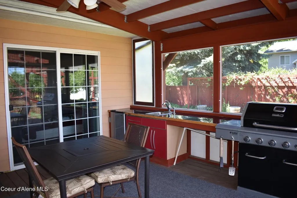 1406 Walnut Street Sandpoint ID 83864