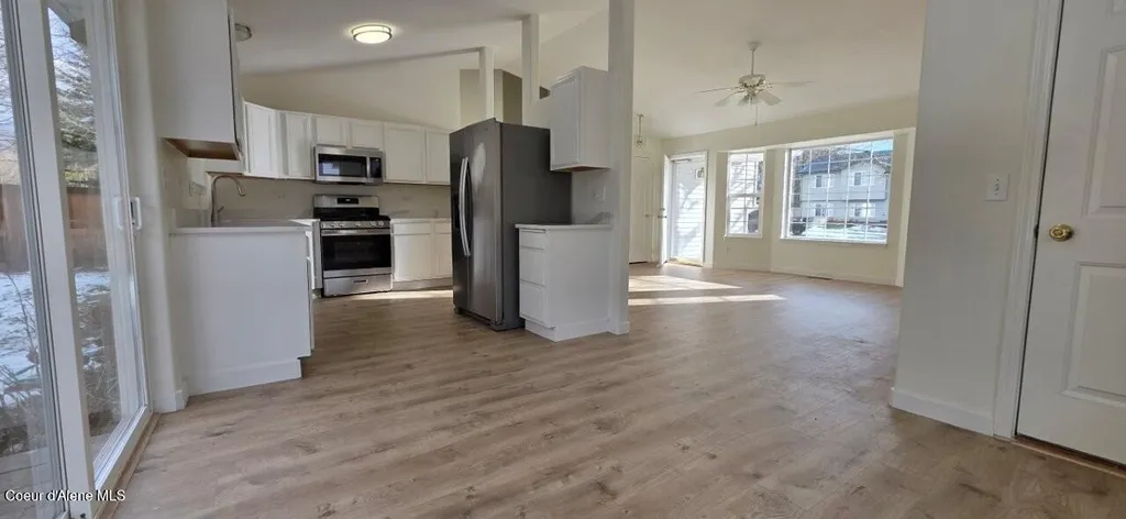 869 W Mustang Avenue Hayden ID 83835