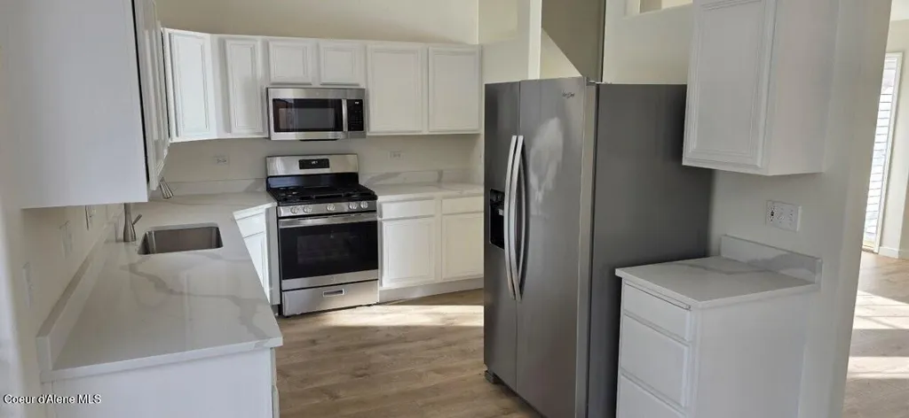 869 W Mustang Avenue Hayden ID 83835