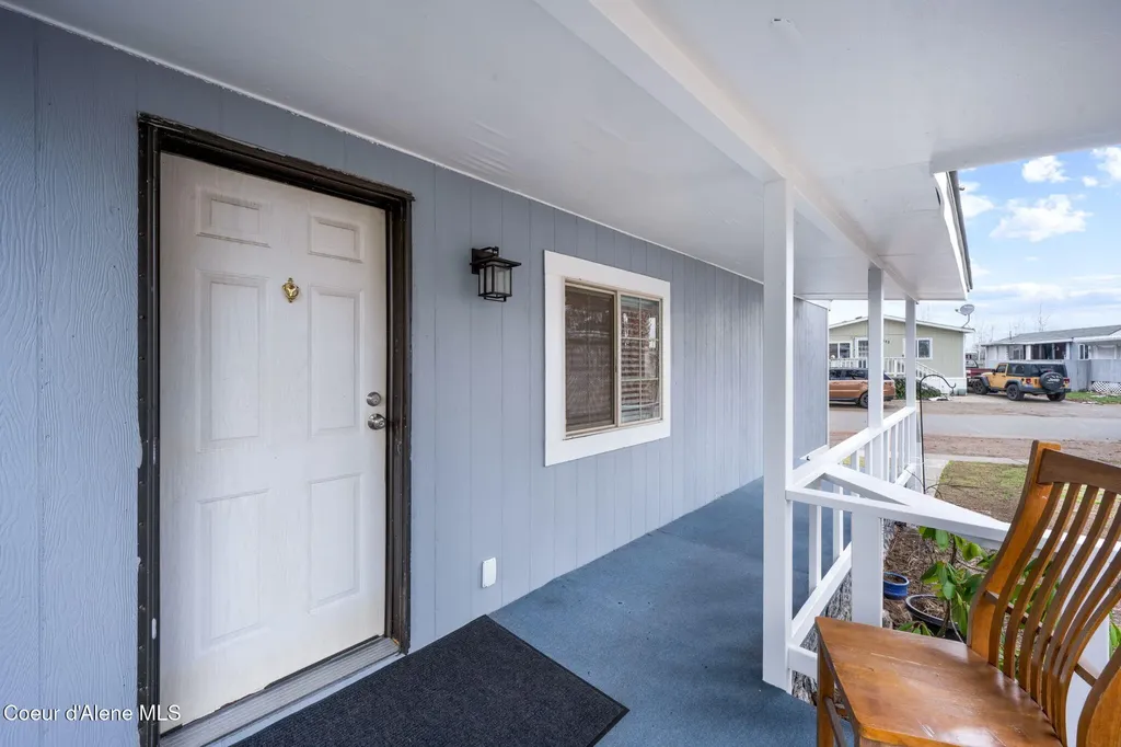 9140 N Starr Loop Hayden ID 83835