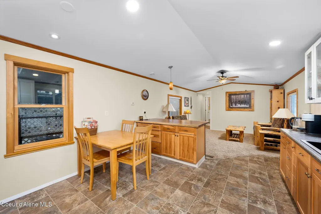 9140 N Starr Loop Hayden ID 83835