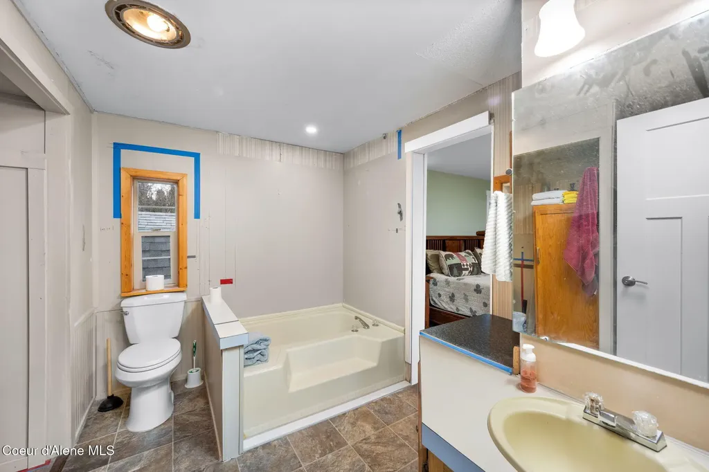 9140 N Starr Loop Hayden ID 83835