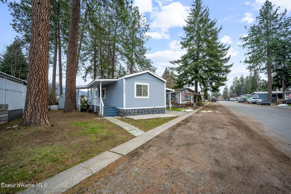 9140 N Starr Loop Hayden ID 83835