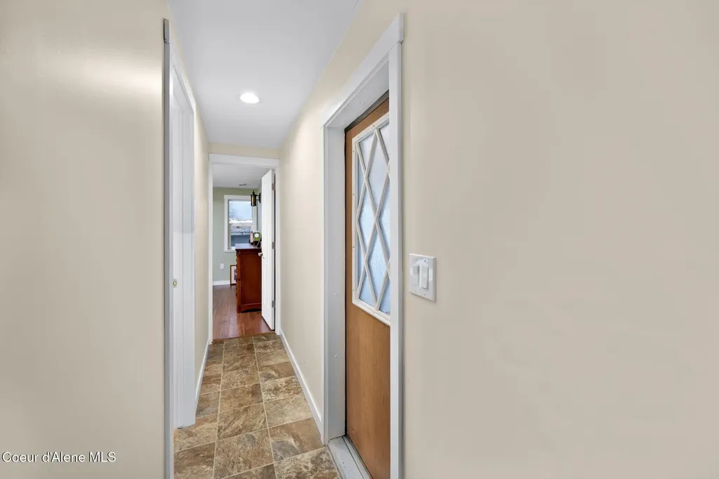9140 N Starr Loop Hayden ID 83835