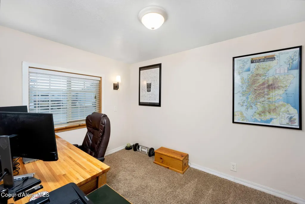 9140 N Starr Loop Hayden ID 83835
