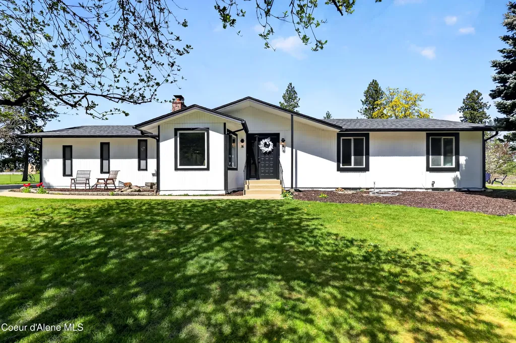 5819 E Roger Drive Post Falls ID 83854