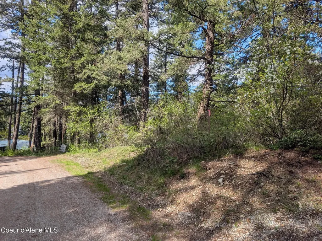Nka N Osprey Road Spirit Lake ID 83869