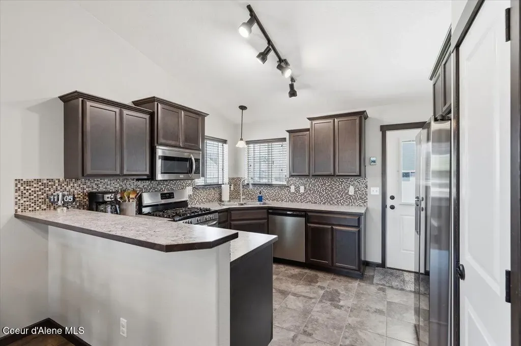 8412 N Scotsworth Street Post Falls ID 83854