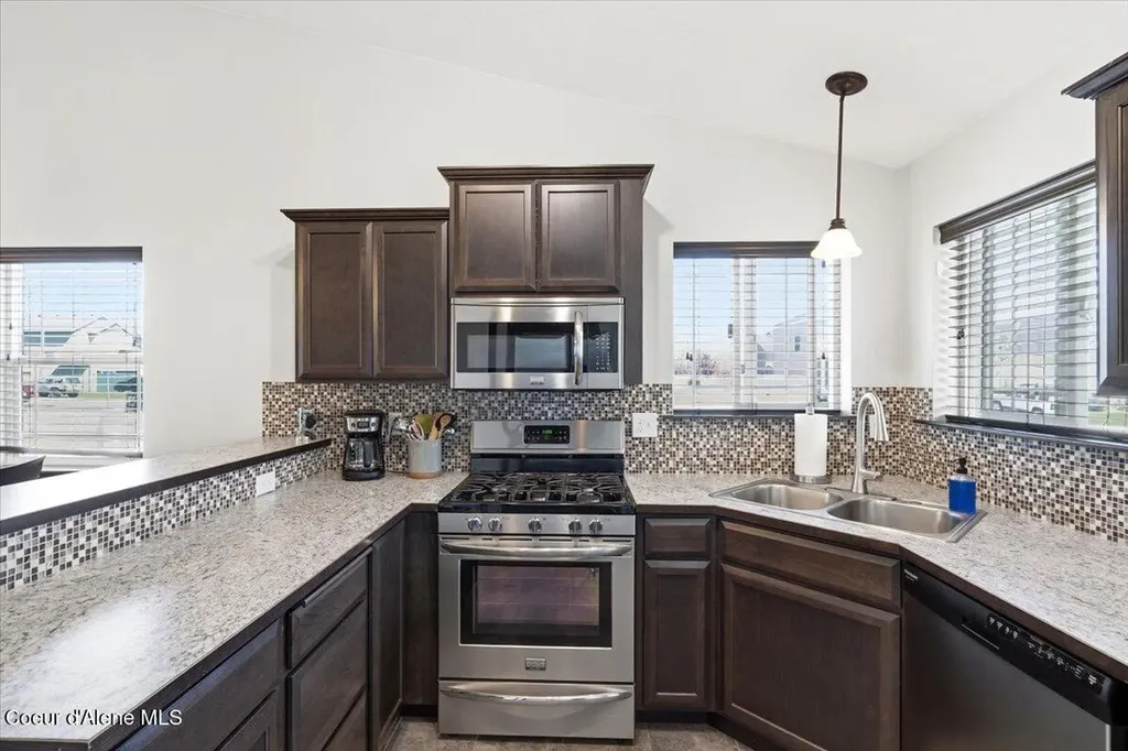 8412 N Scotsworth Street Post Falls ID 83854