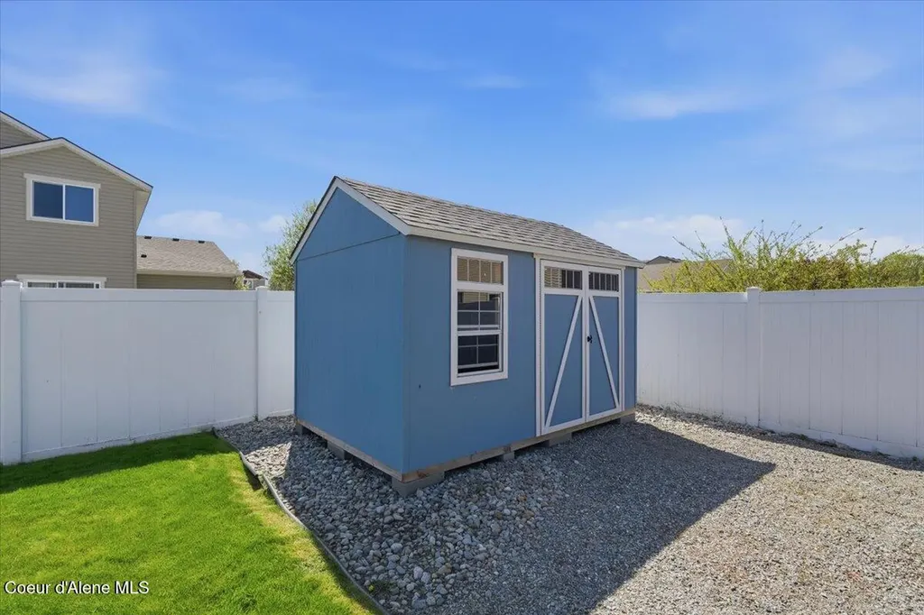 8412 N Scotsworth Street Post Falls ID 83854