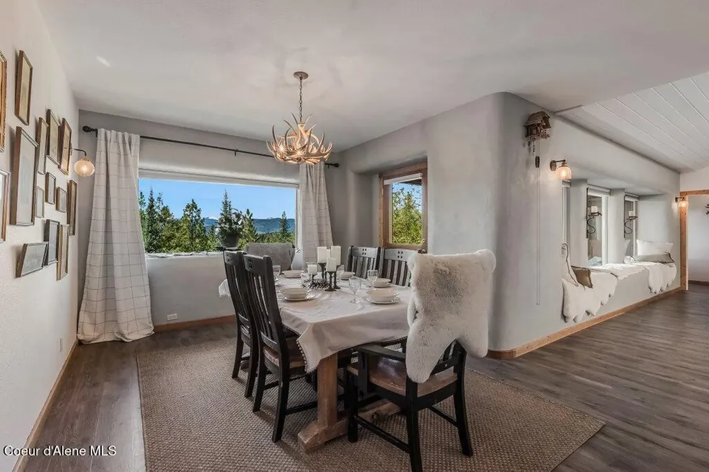 2875 Gold Creek Road Sandpoint ID 83864