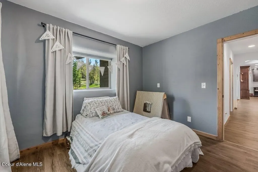 2875 Gold Creek Road Sandpoint ID 83864