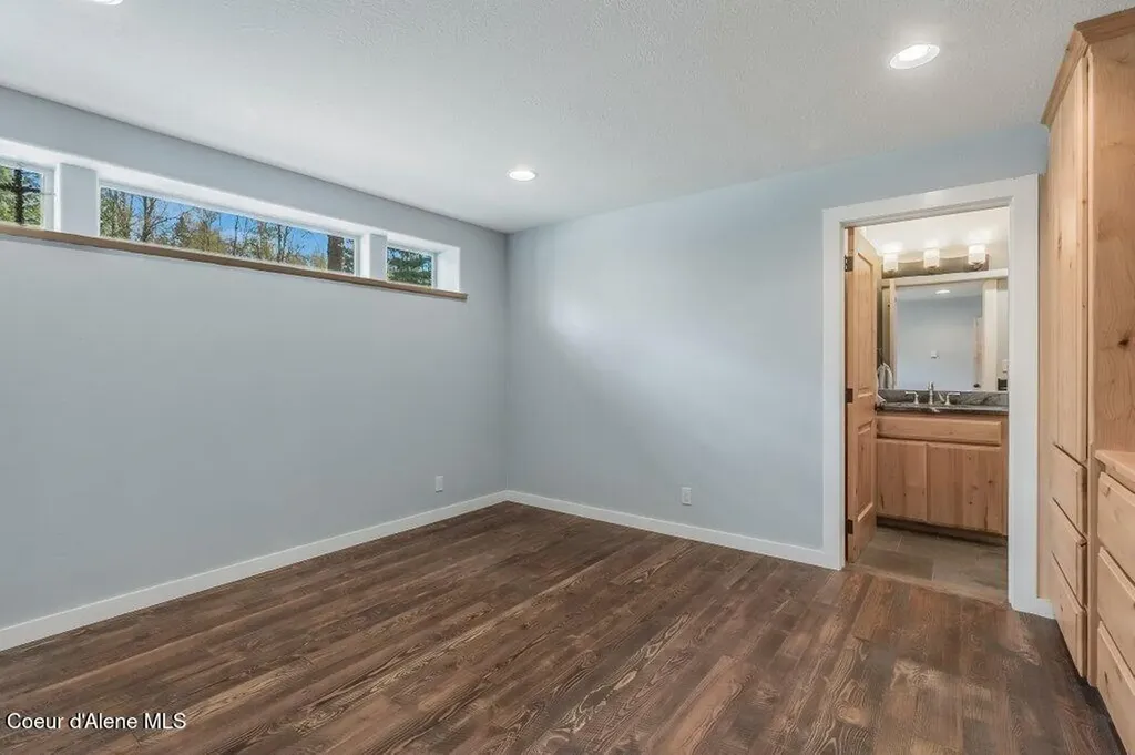2875 Gold Creek Road Sandpoint ID 83864