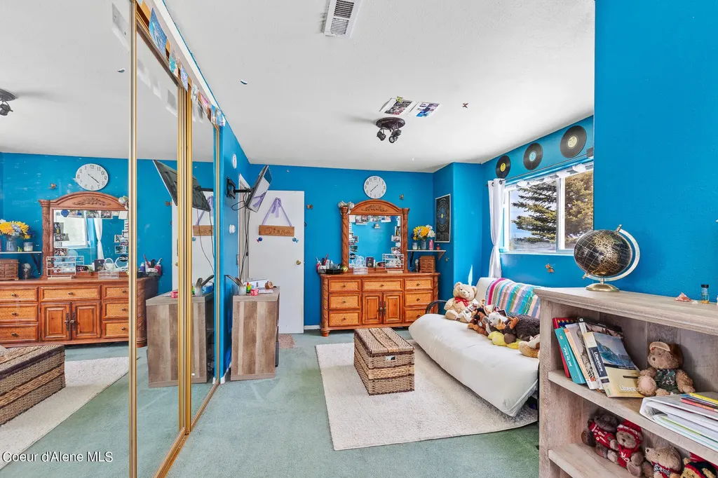 9338 S Caribou Ridge Road Harrison ID 83833
