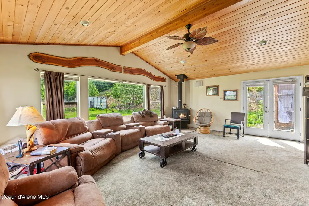 9338 S Caribou Ridge Road Harrison ID 83833