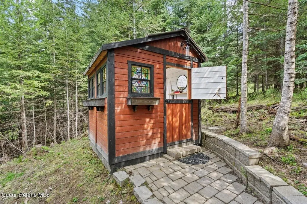 4177 E Eagles Mere Road Harrison ID 83833
