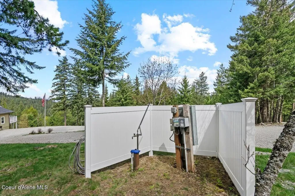 4177 E Eagles Mere Road Harrison ID 83833