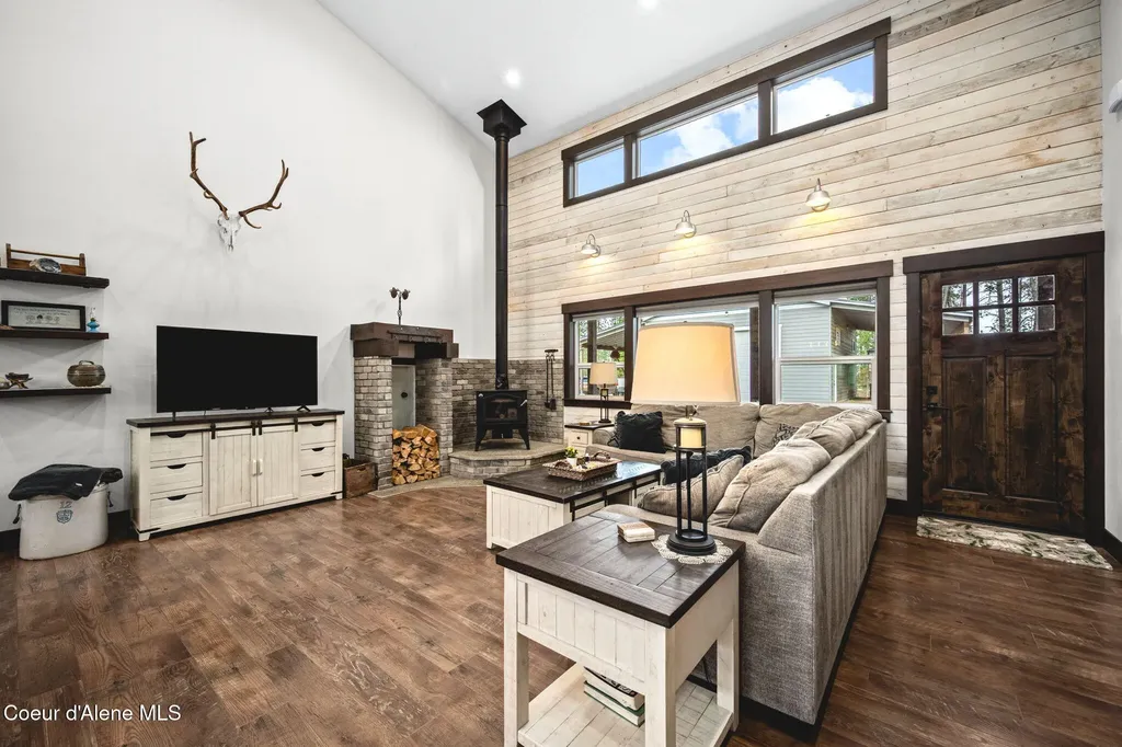 27139 N Warren Road Athol ID 83801