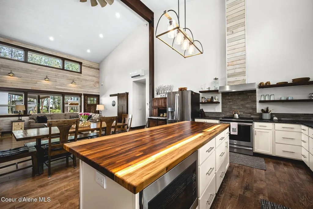 27139 N Warren Road Athol ID 83801