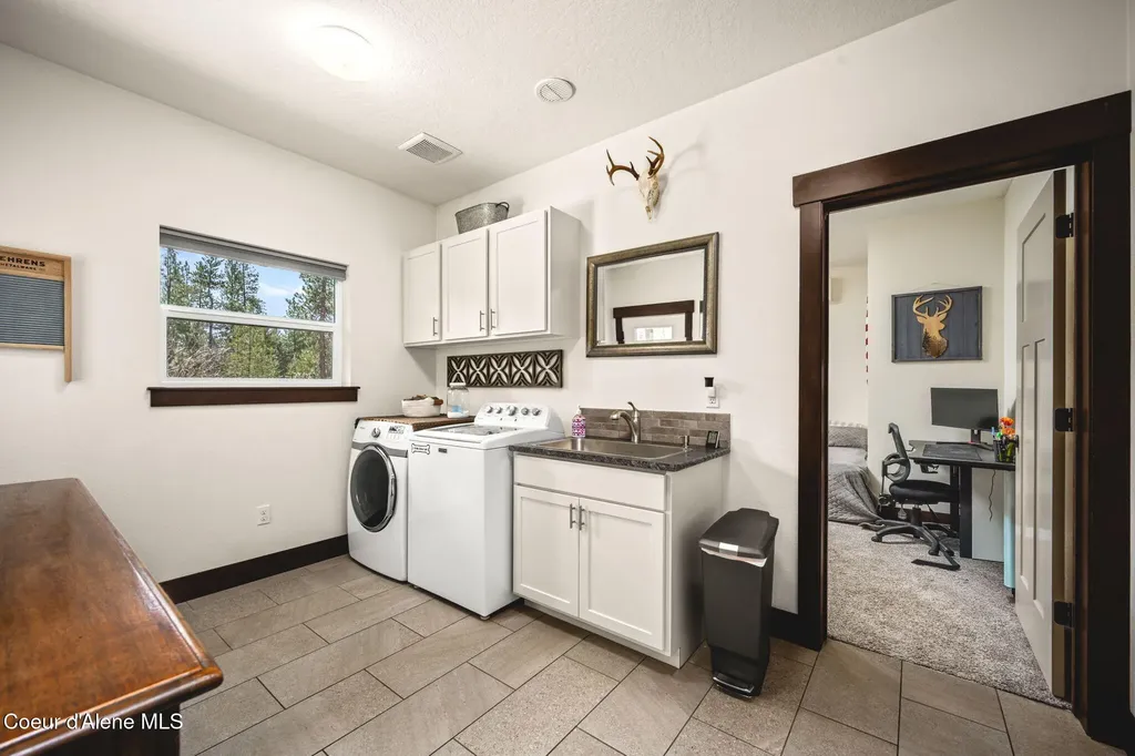 27139 N Warren Road Athol ID 83801