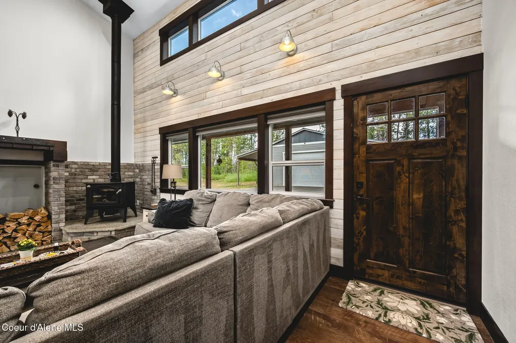 27139 N Warren Road Athol ID 83801