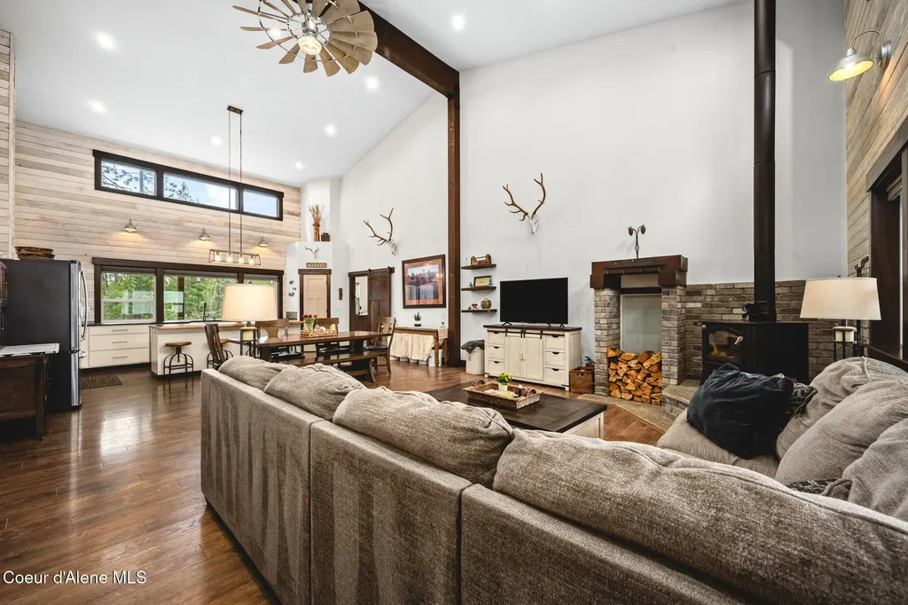 27139 N Warren Road Athol ID 83801