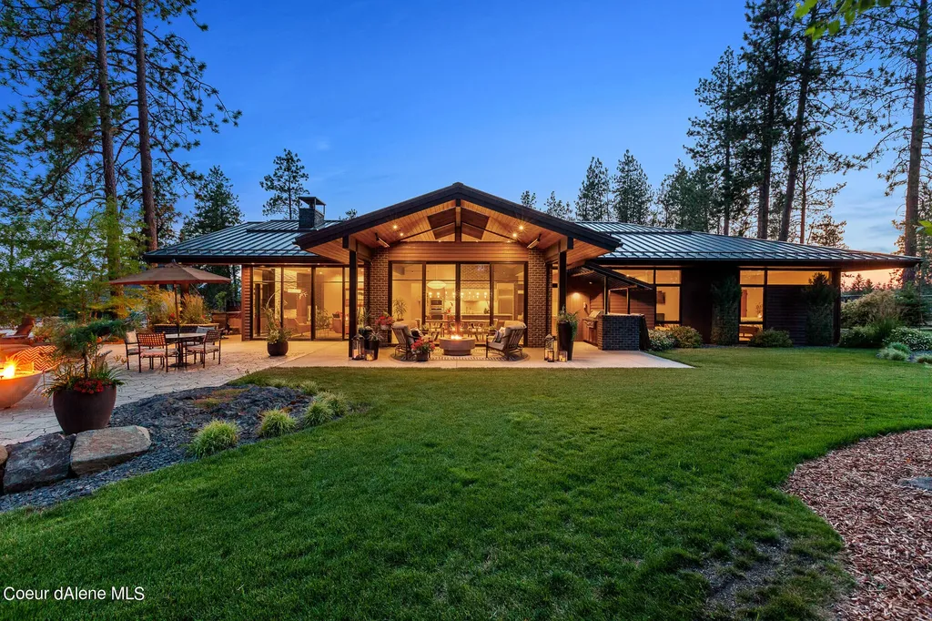 6282 S Old Barn Road Harrison ID 83833