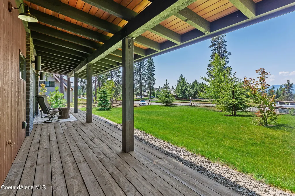 6282 S Old Barn Road Harrison ID 83833