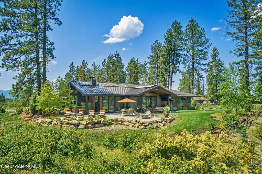 6282 S Old Barn Road Harrison ID 83833