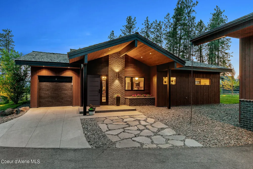6282 S Old Barn Road Harrison ID 83833