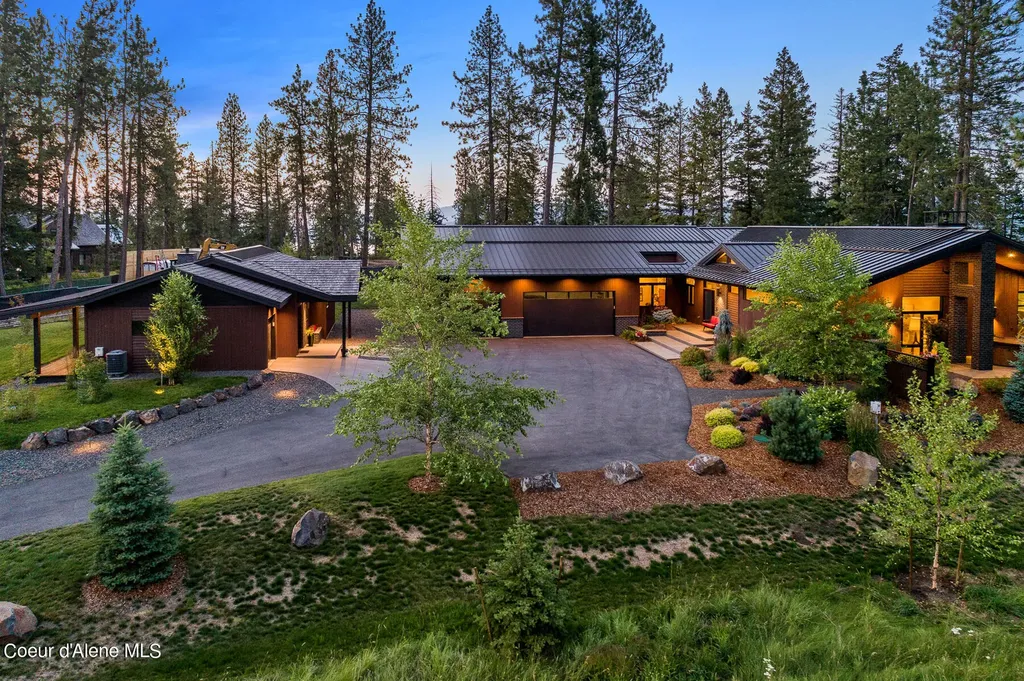 6282 S Old Barn Road Harrison ID 83833