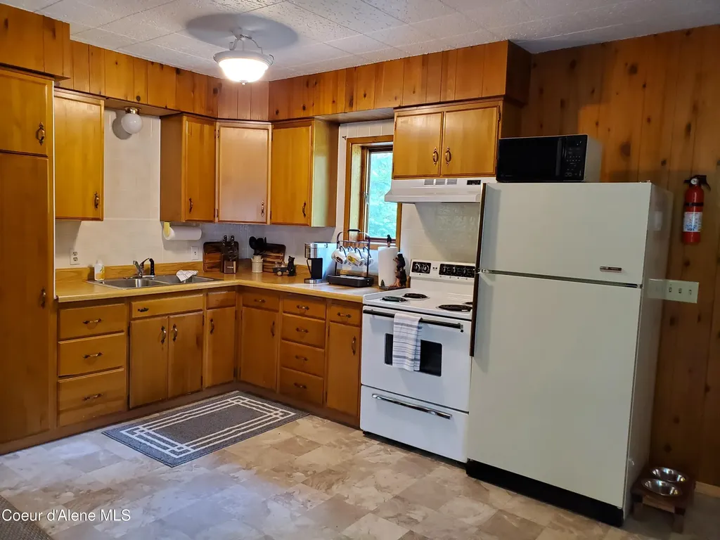 408A 410a S Main Street Kellogg ID 83837