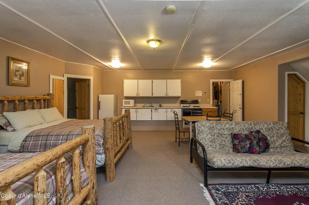 408A 410a S Main Street Kellogg ID 83837