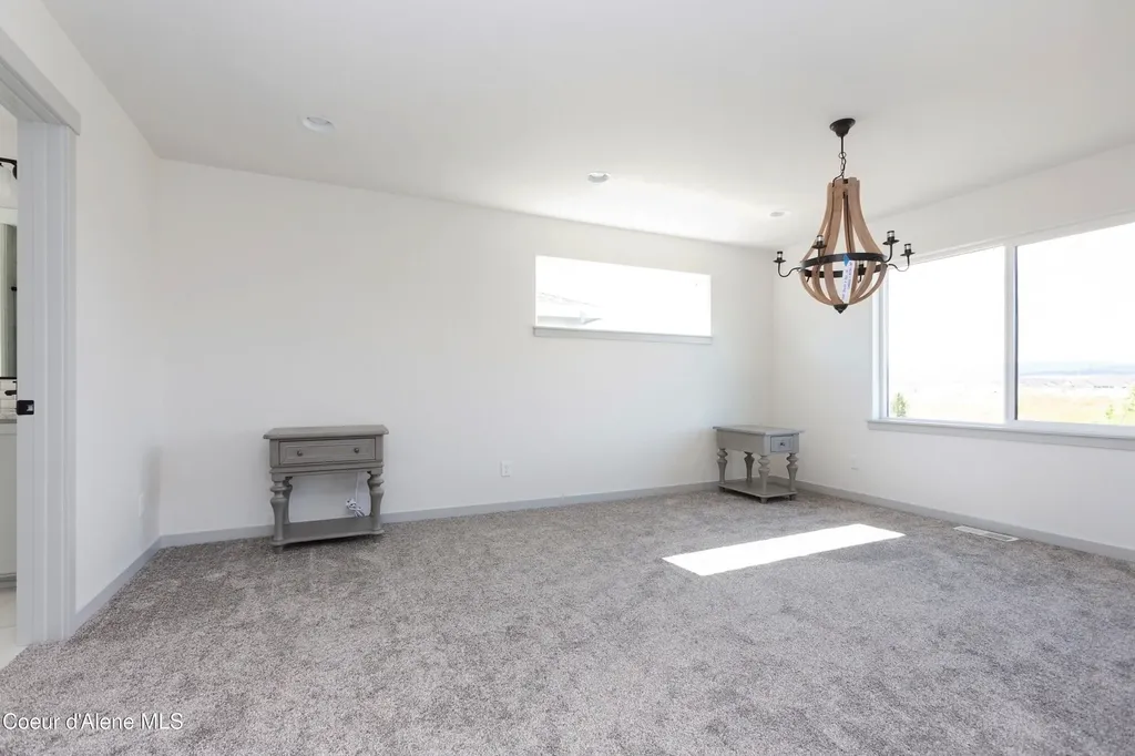 3367 N Segar Loop Post Falls ID 83854