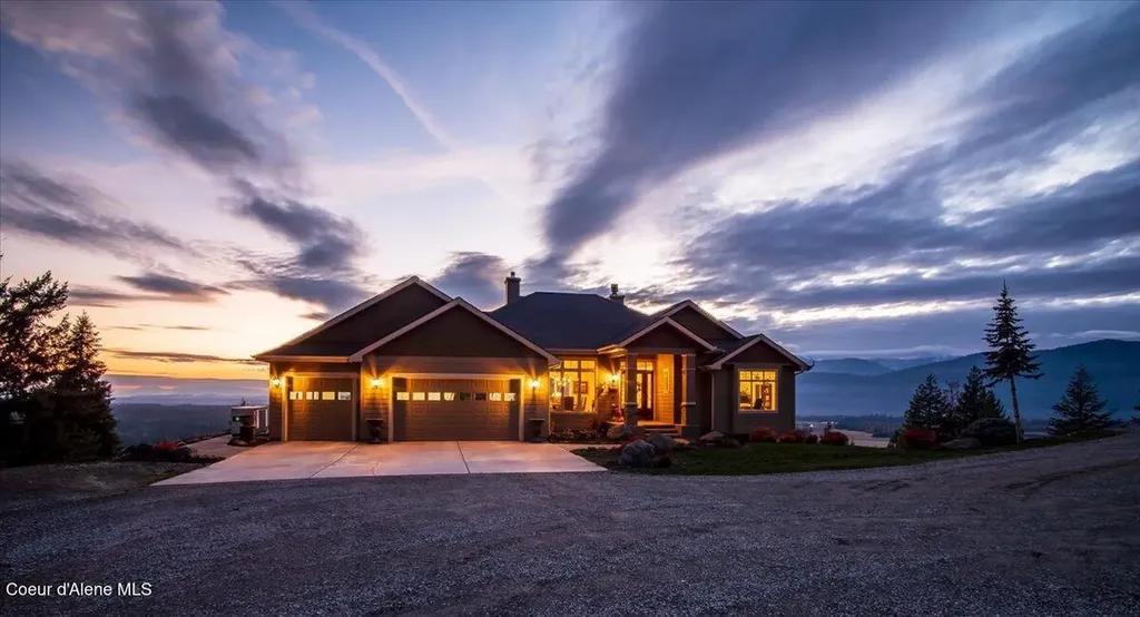 3251 Elmira Road Sandpoint ID 83864