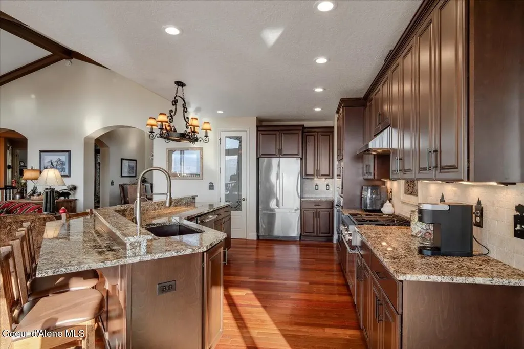 3251 Elmira Road Sandpoint ID 83864