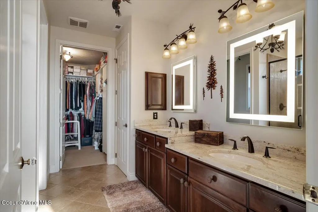 3251 Elmira Road Sandpoint ID 83864