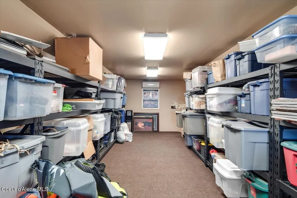 3251 Elmira Road Sandpoint ID 83864
