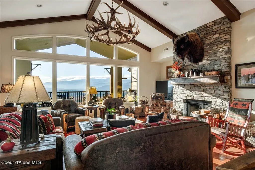 3251 Elmira Road Sandpoint ID 83864