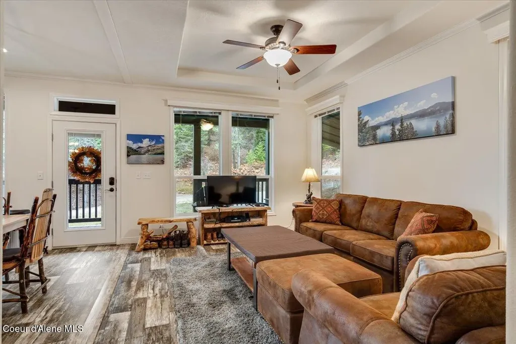 3251 Elmira Road Sandpoint ID 83864