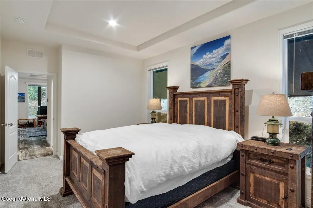 3251 Elmira Road Sandpoint ID 83864